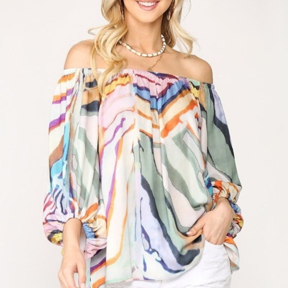 GiGiO Top Size S Marble pattern off the shoulder EUC